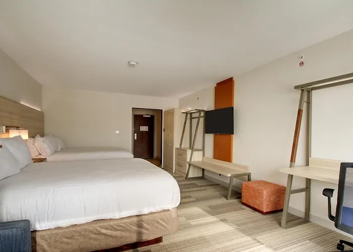 Express & By Ihg Galesburg