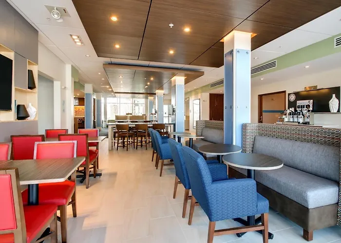 Express & By Ihg