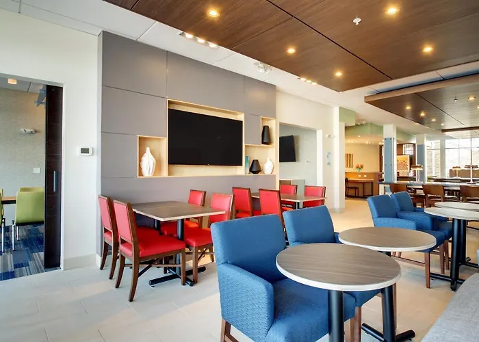 Hotel Express & By Ihg