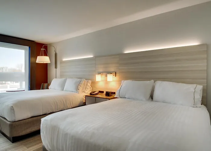 Hotel Express & By Ihg Galesburg