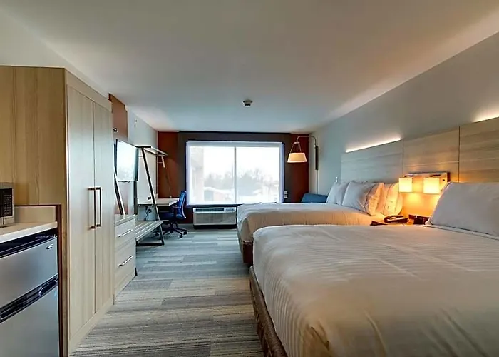 Hotel Express & By Ihg Galesburg
