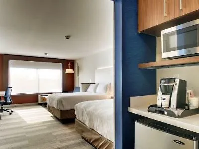 Hotel Express & By Ihg 2*